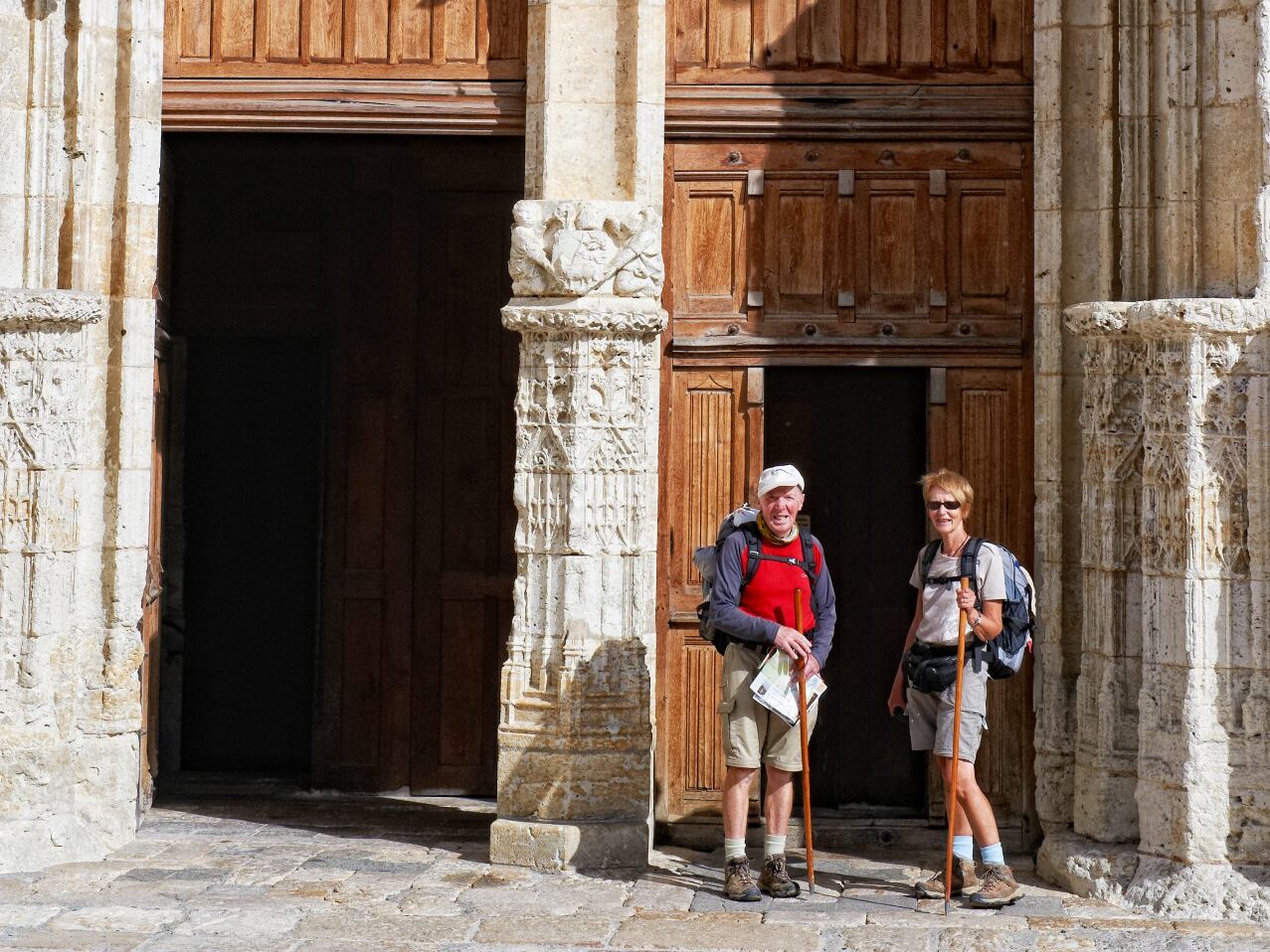Chemin de Saint-Jacques de Compostelle dans le Gers - Lectoure, La Romieu, Castelnau-sur-l'auvignon, Condom, Larressingle, Montréal.