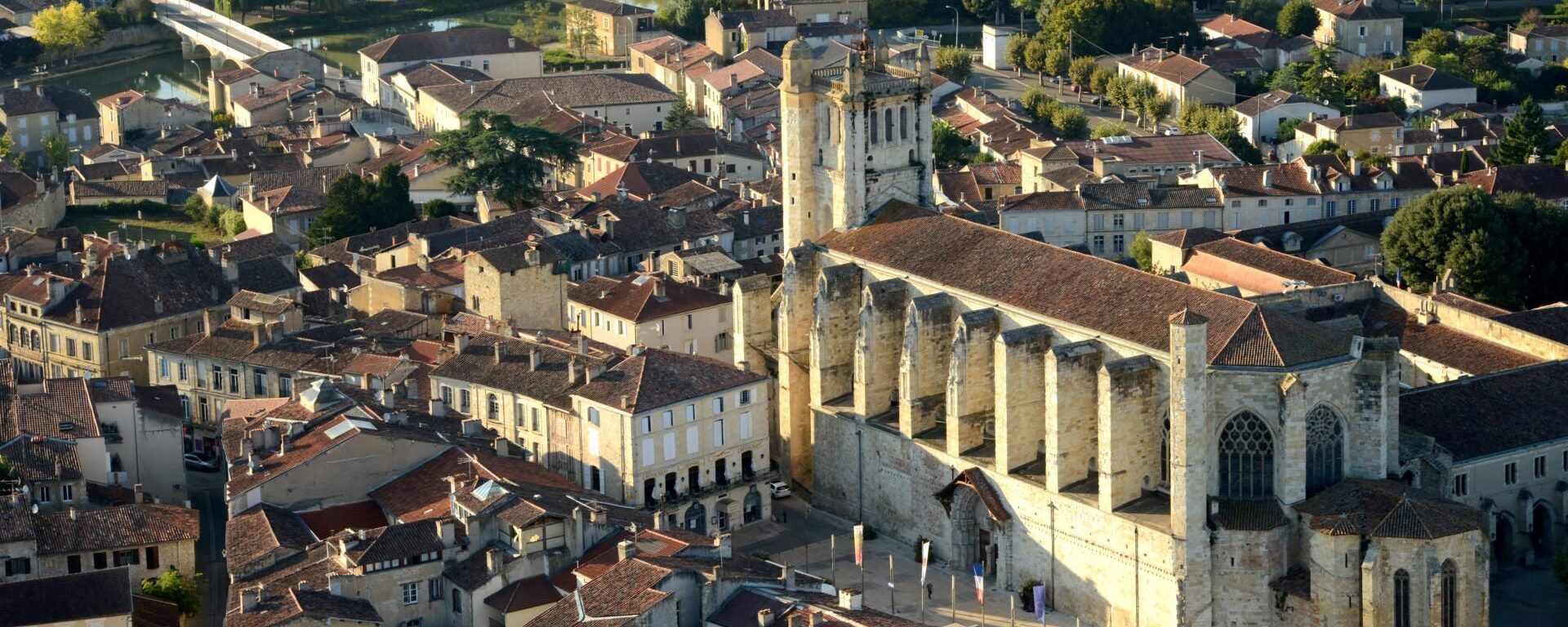 parcours découverte de la cité épiscopale de Condom - Gers Armagnac